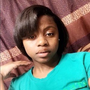 Meet your Posher, Bennazia